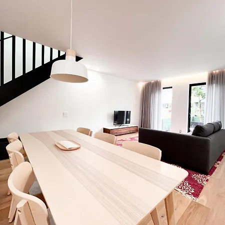 Modern, Charming, Spacious 3-Bedroom Retreat In Brooklyn With Rem-Casa New York Exterior photo